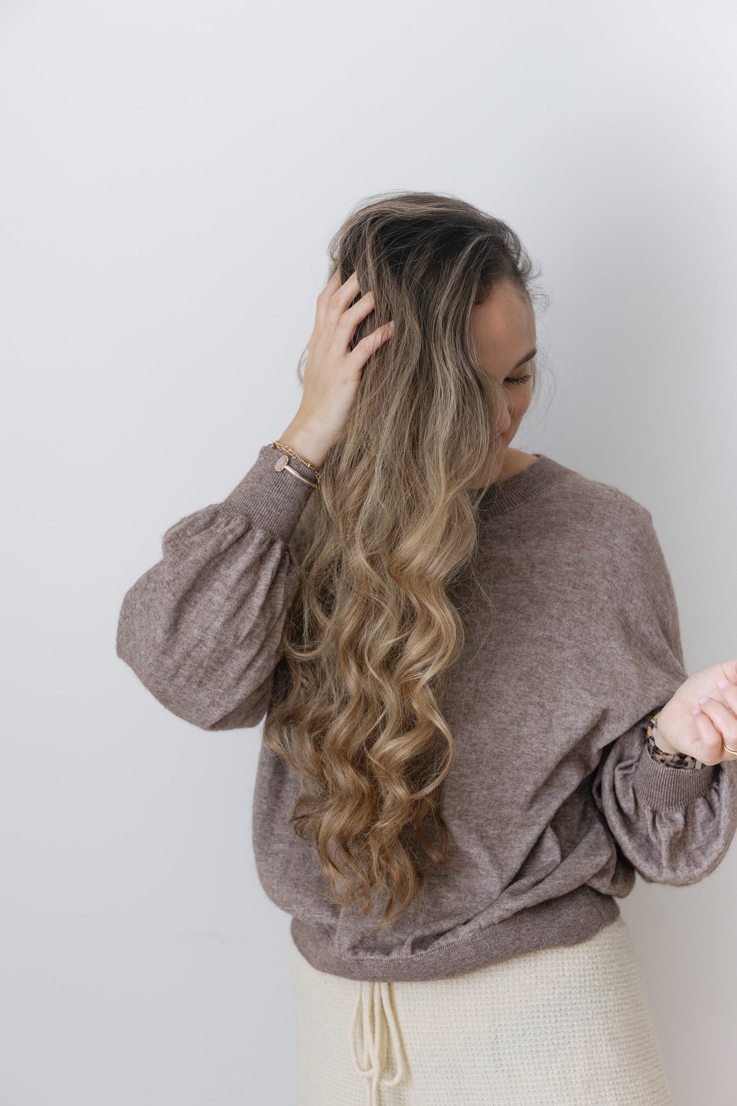 Picture of Caroline showing her good looking blonde hair