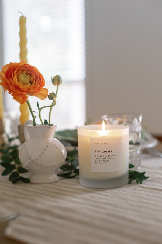 Picture of a lit Twilight Candle