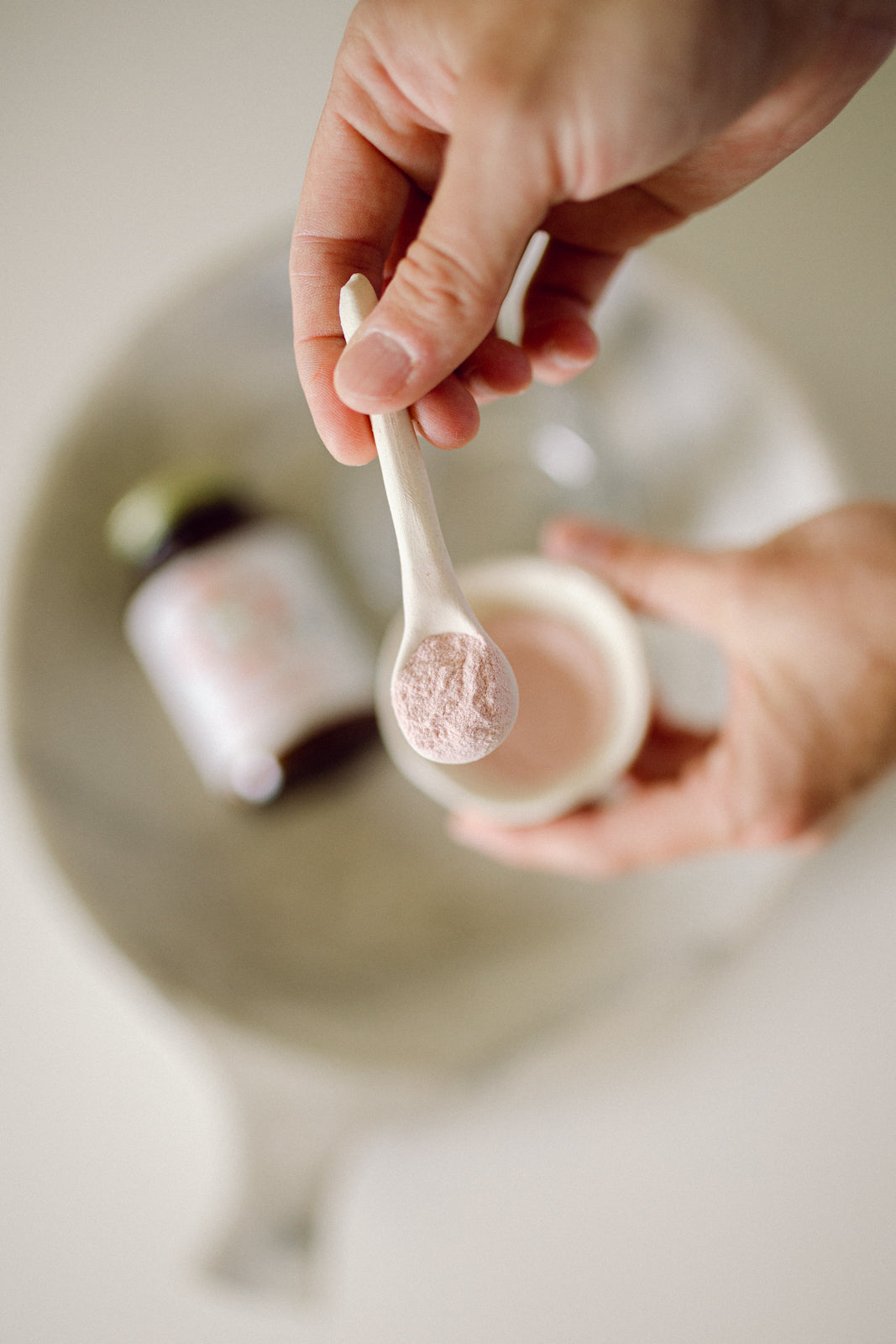 A scoop of Pure Radiance Vitamin C powder
